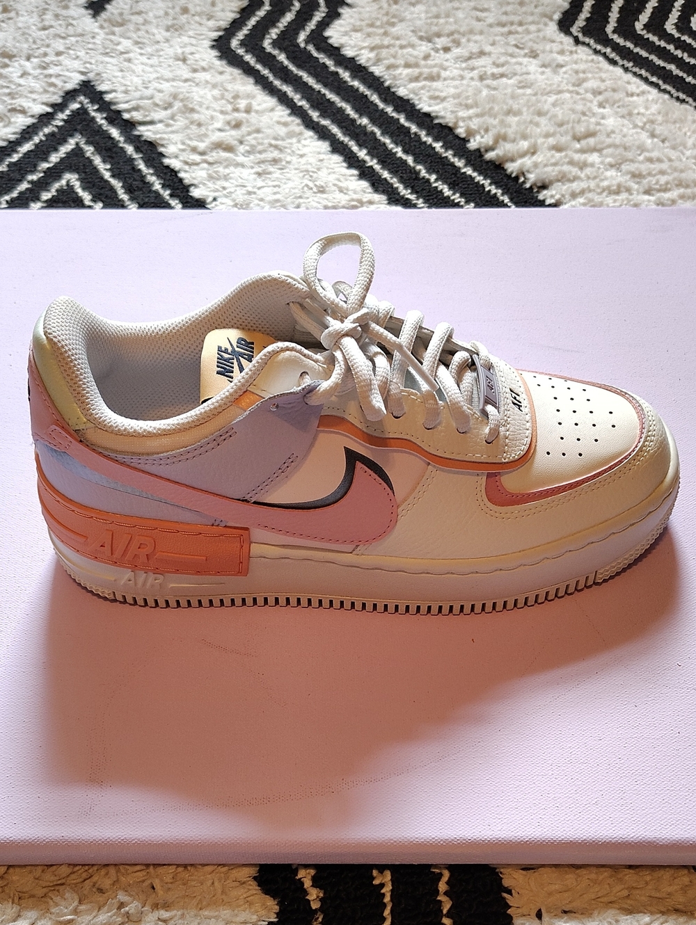 Nike Air Force 1 Pastel Accent Leather Sneaker
